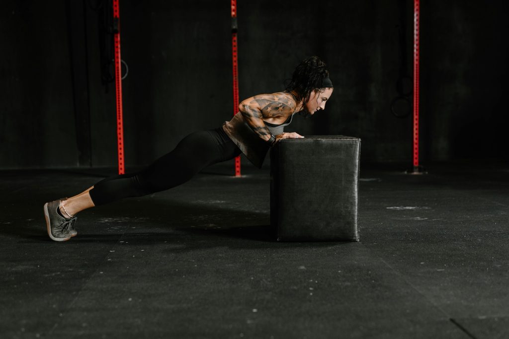 Box & Burn Studio: Pad‑Free Striking Fitness Online